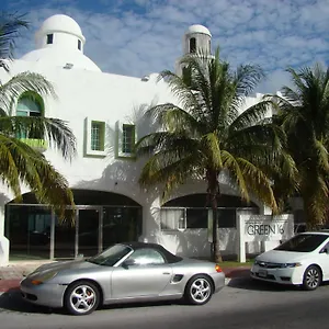 Hotel 16, Cancun